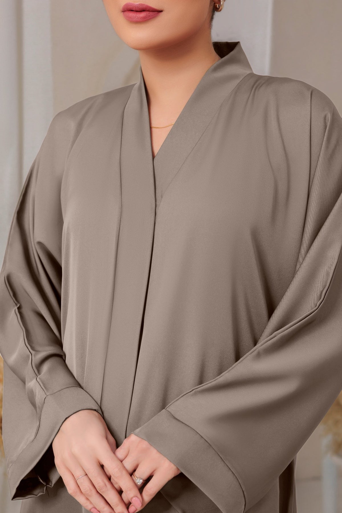 Chloe Abaya